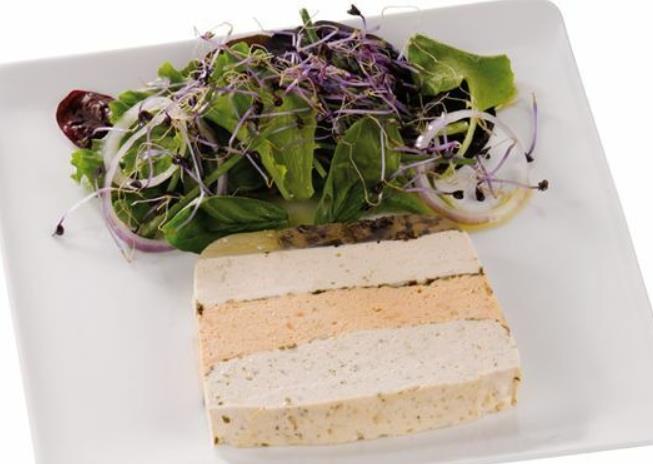 [9410] Terrine Vis 3Kleur Voorgesneden 840G